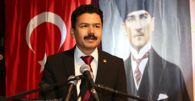 Akbaş, aday adaylığını açıkladı