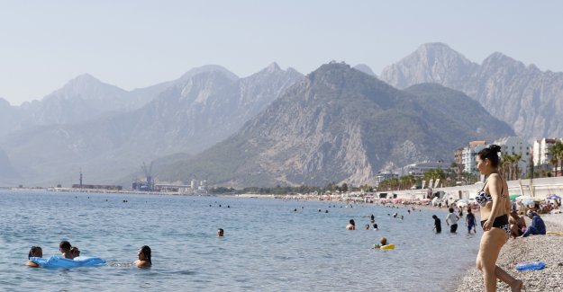 Antalya'da yaz bitmiyor