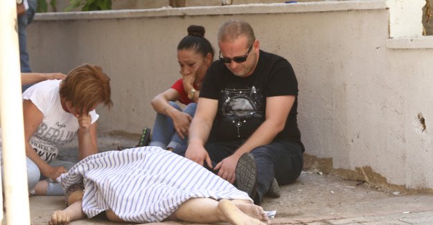 Panjur silerken hayatını kaybetti