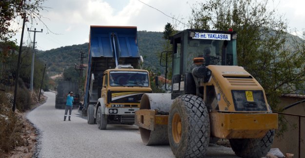 Sahil Belenli yoluna asfalt