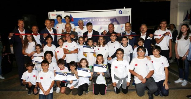 Yelken Kulübü’nün yeni tesisleri açıldı