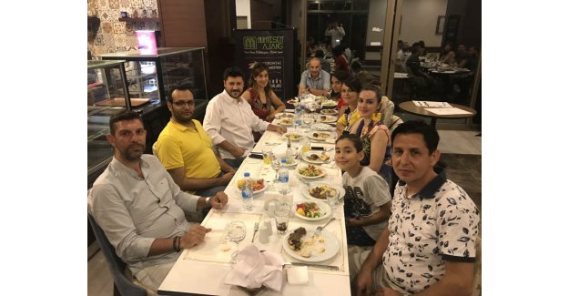 Basketbolculara moral yemeği