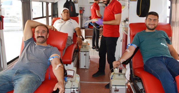 Korkuteli’nde kan bağışı