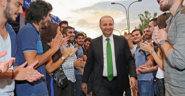 Öğrenciler AÜ’den memnun