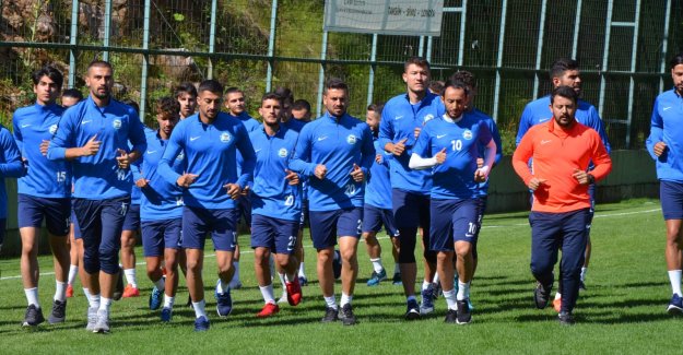 Serikspor kolları sıvadı