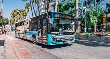 Antalya'da halk otobüsleri için şerit kararı UKOME'den geçti