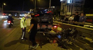 Takla atan aracın kapısından fırladı... Hayatını kaybetti